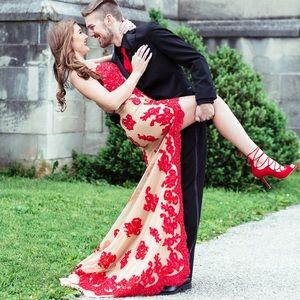 Sherri hill prom dress